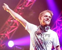 Armin van Buuren - A State Of Trance Episode 584
